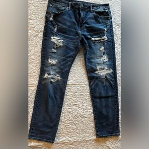 American Eagle Men’s 36x30 distressed Jeans